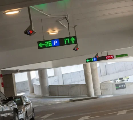 Charleston-Airport-Smart-Parking-1670x974